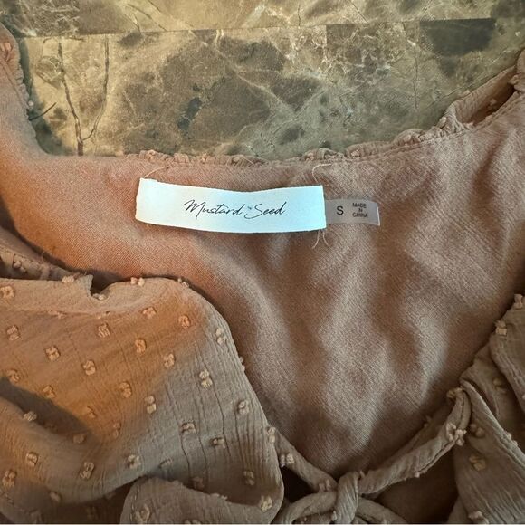 Mustard Seed Clip Dot Ruffle Lace Up Blouse Size Small Cappuccino Color - Picture 5 of 7